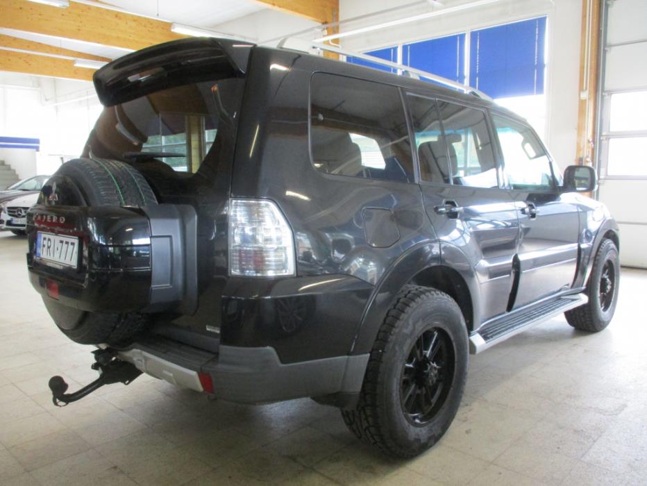 MITSUBISHI Pajero 2007
