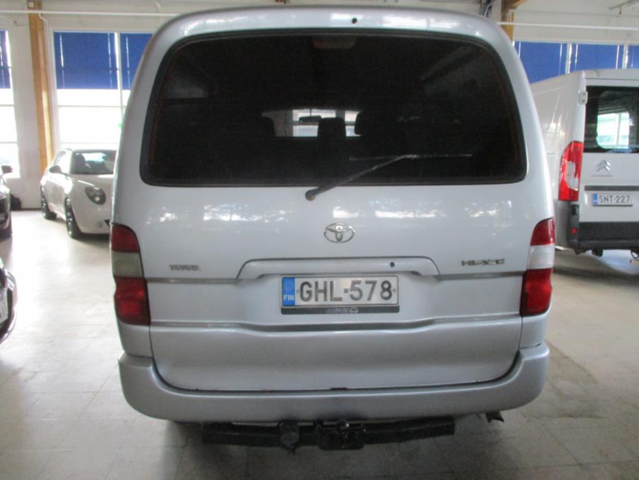 TOYOTA Hiace 2007