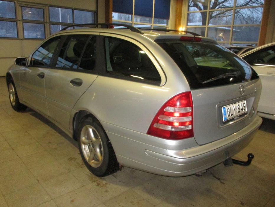 MERCEDES-BENZ C 2006