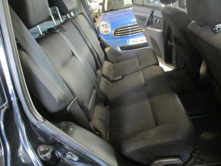 MITSUBISHI Pajero 2012