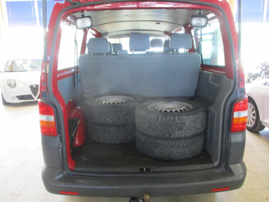 VOLKSWAGEN CARAVELLE 2008