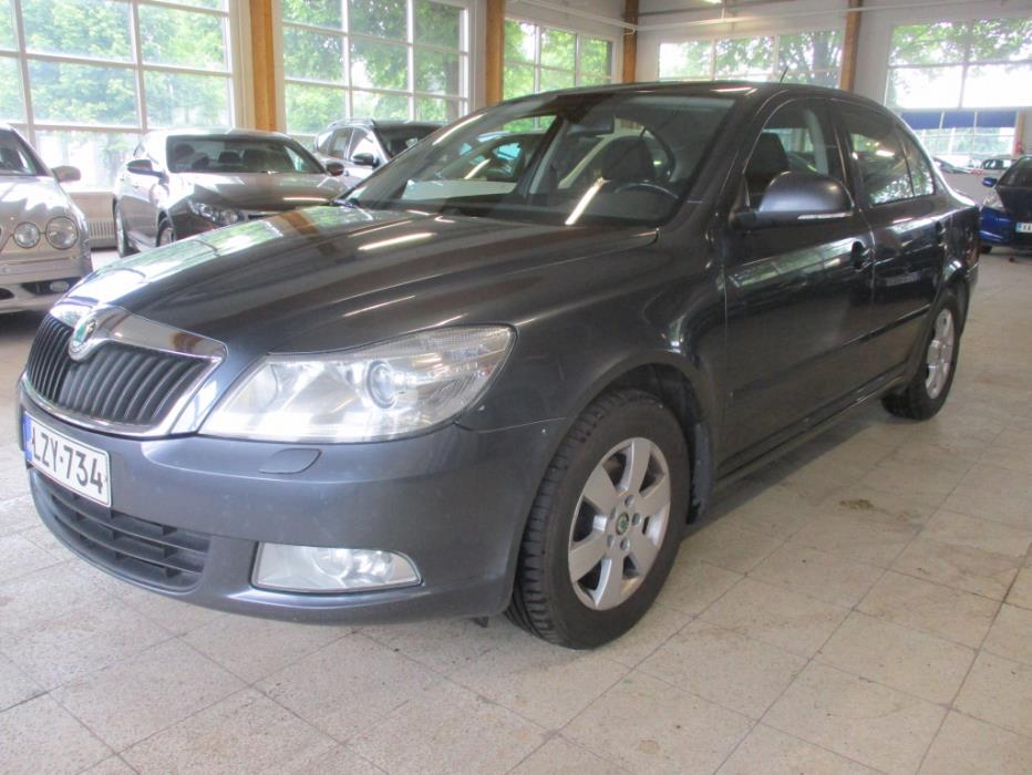 SKODA Octavia 2012