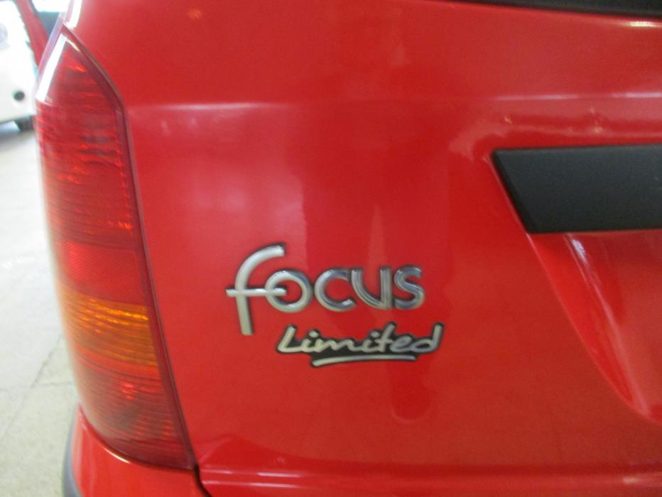 FORD FOCUS 2004