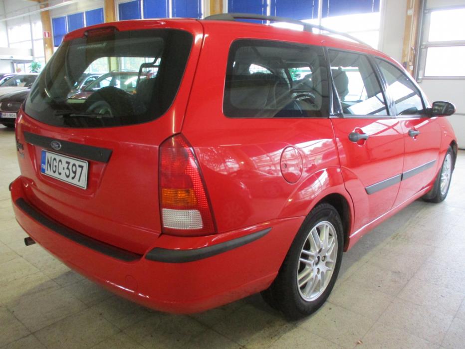 FORD FOCUS 2004