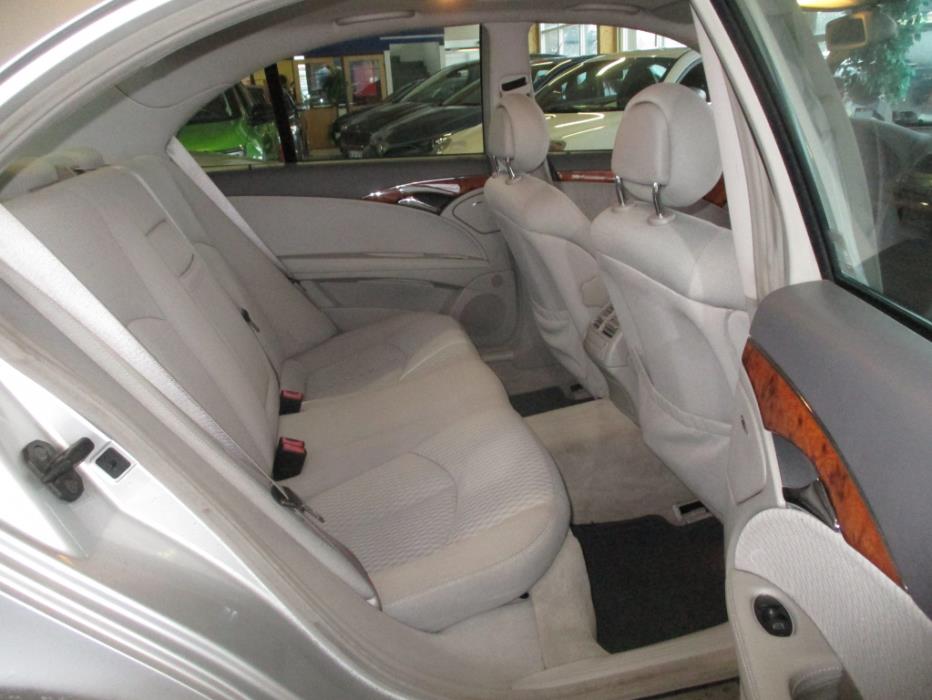 MERCEDES-BENZ E 2002