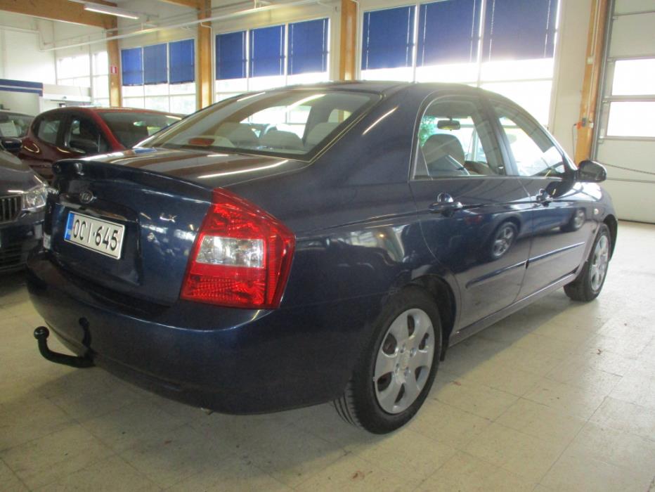 KIA Cerato 2005