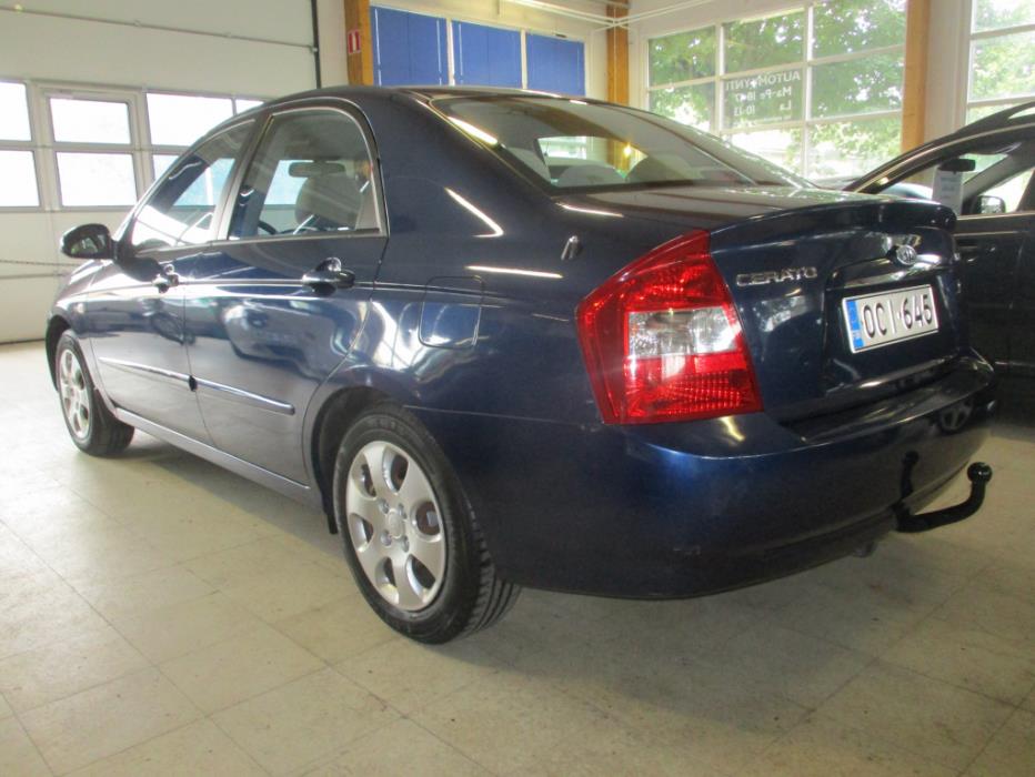KIA Cerato 2005