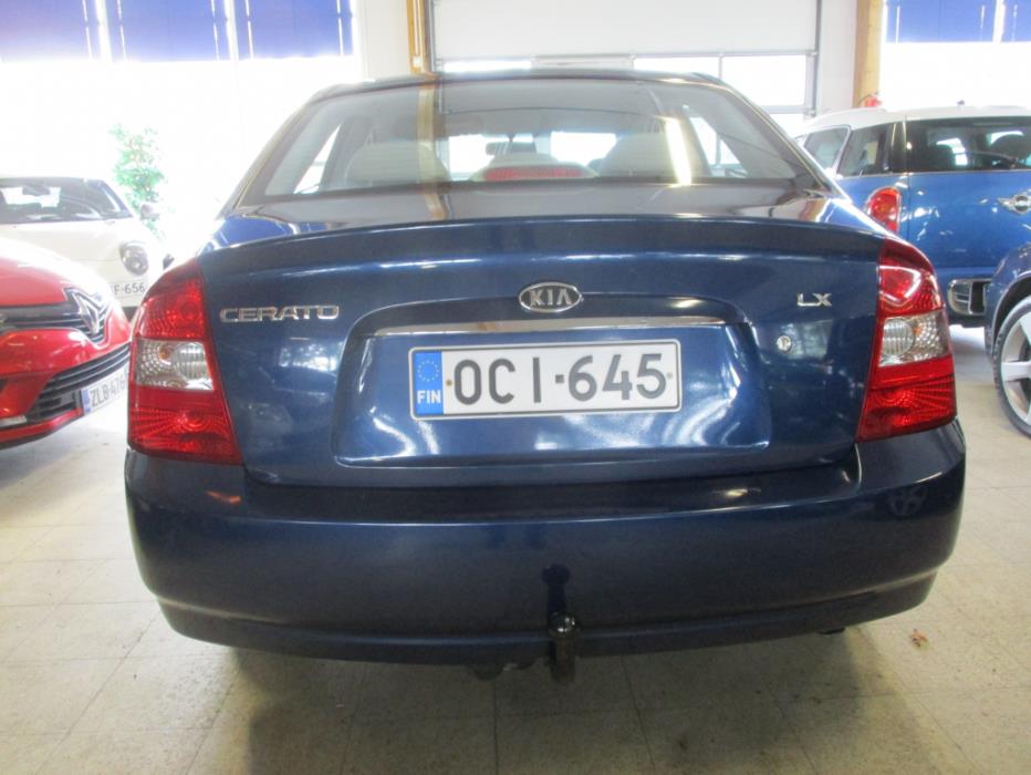 KIA Cerato 2005