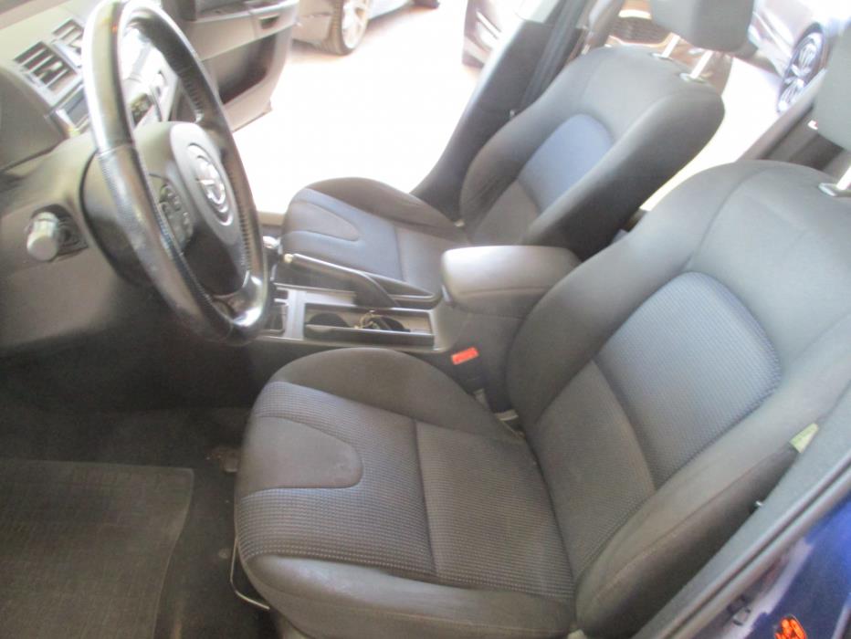MAZDA 3 2006