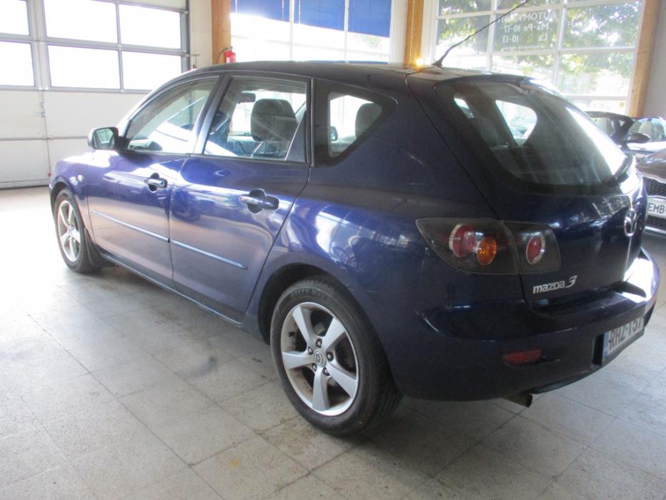 MAZDA 3 2006