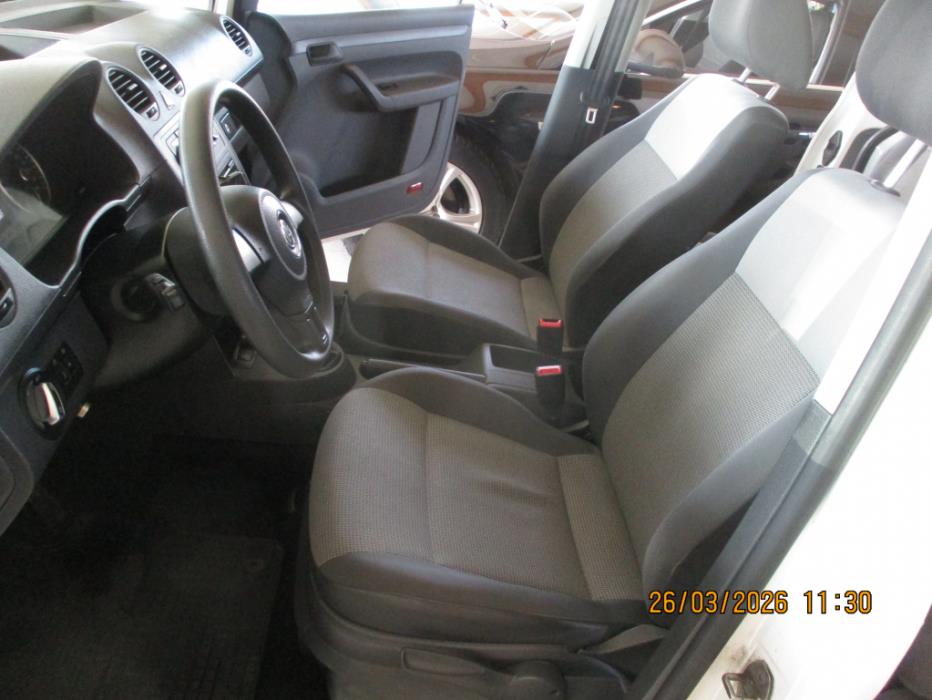 VOLKSWAGEN CADDY 2013