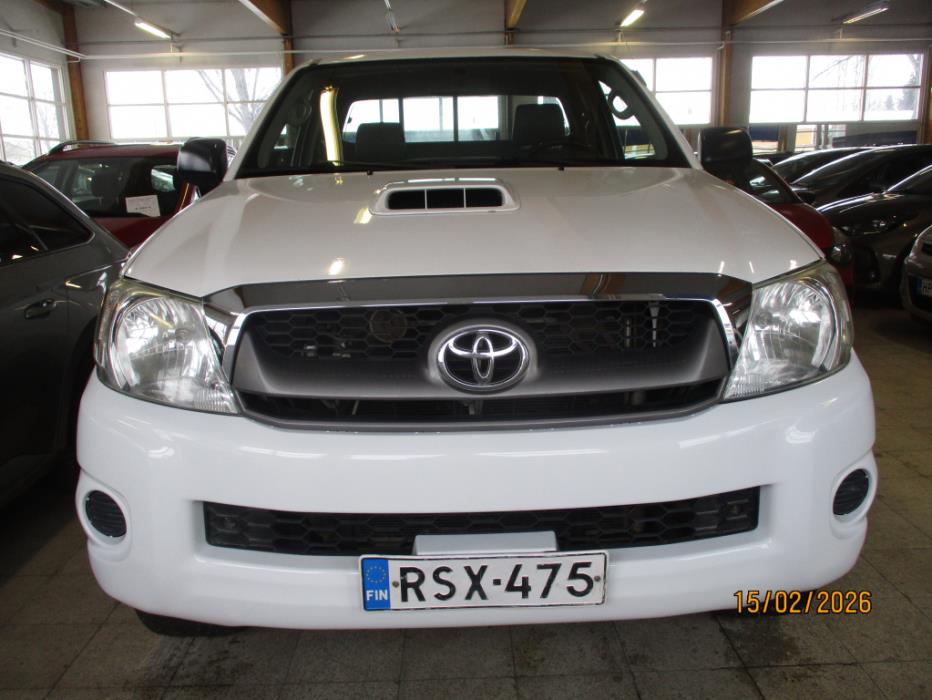 TOYOTA Hilux 2011