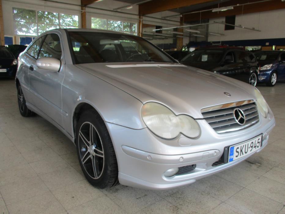 MERCEDES-BENZ C 200 2001