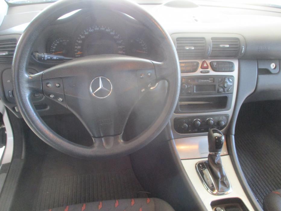 MERCEDES-BENZ C 200 2001
