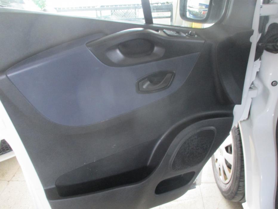 OPEL Vivaro 2016