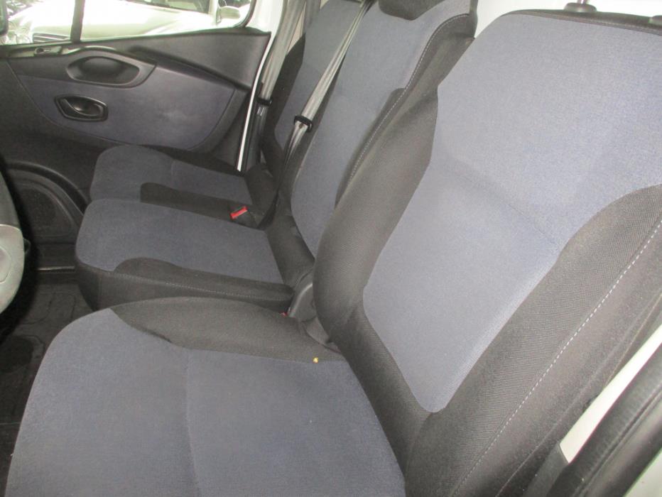 OPEL Vivaro 2016