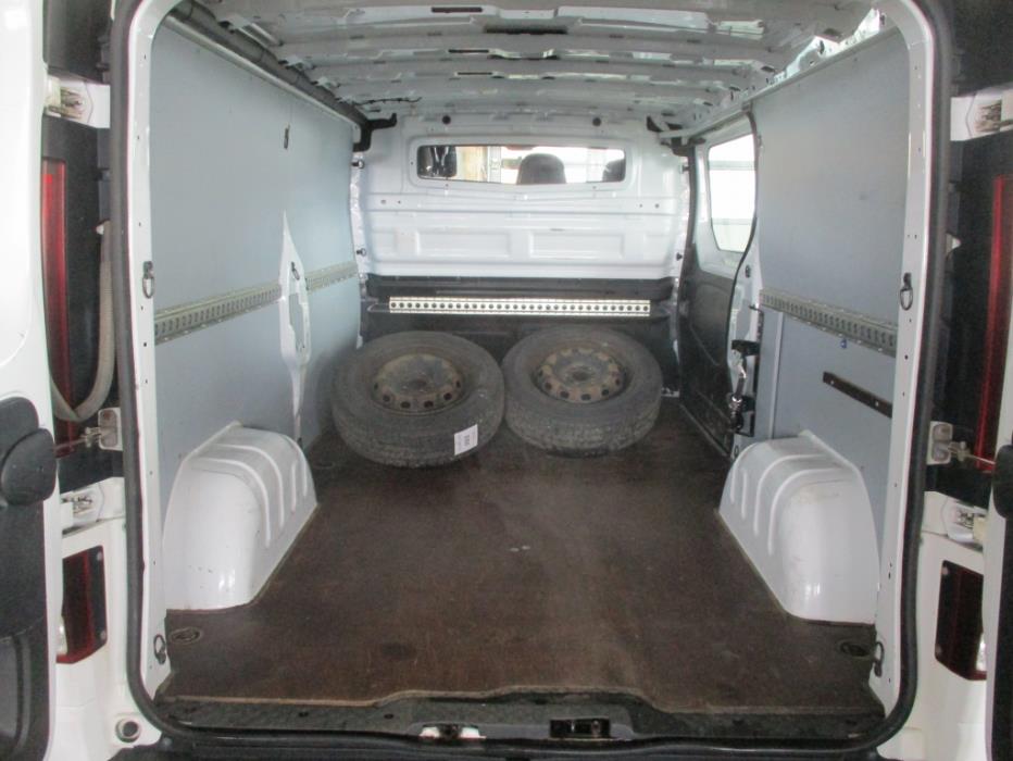 OPEL Vivaro 2016
