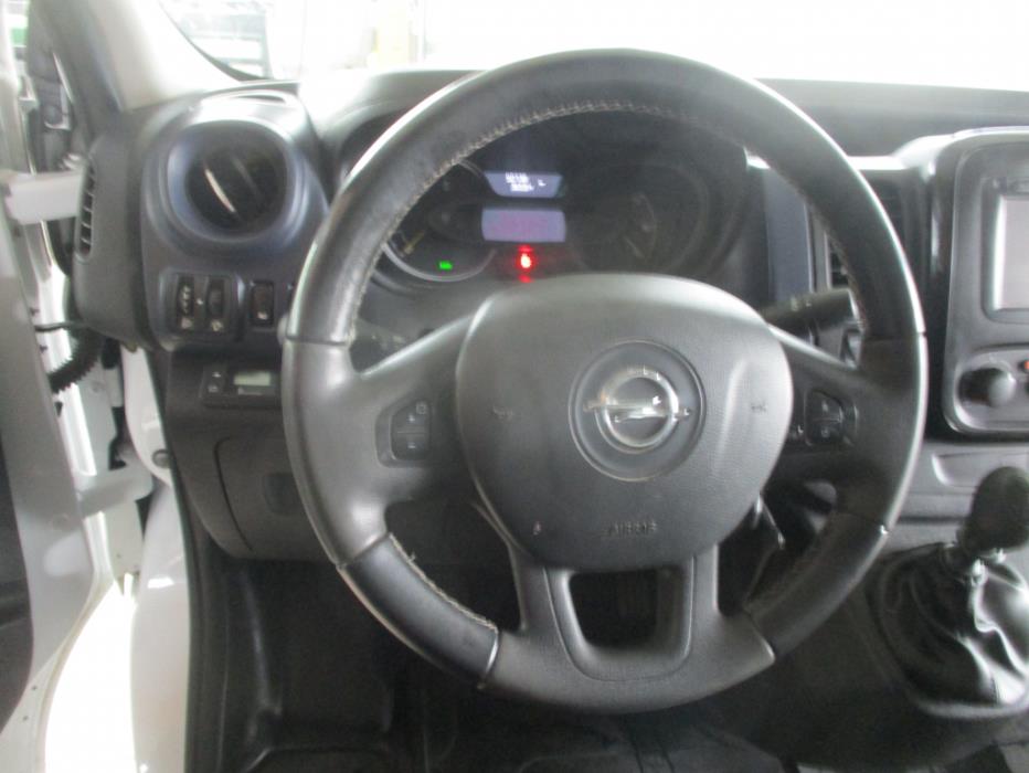 OPEL Vivaro 2016
