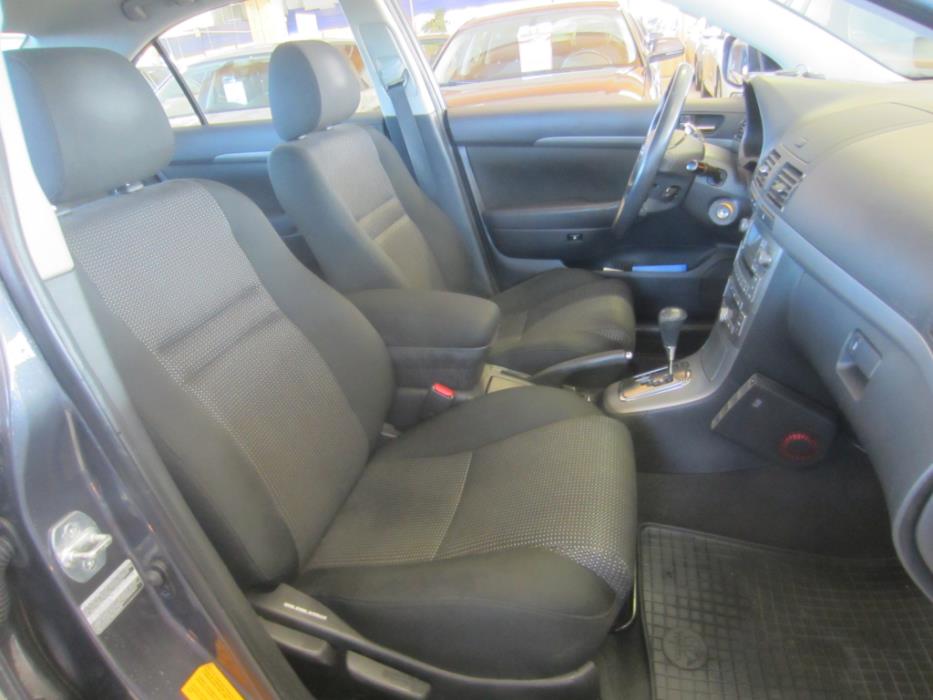 TOYOTA Avensis 2007