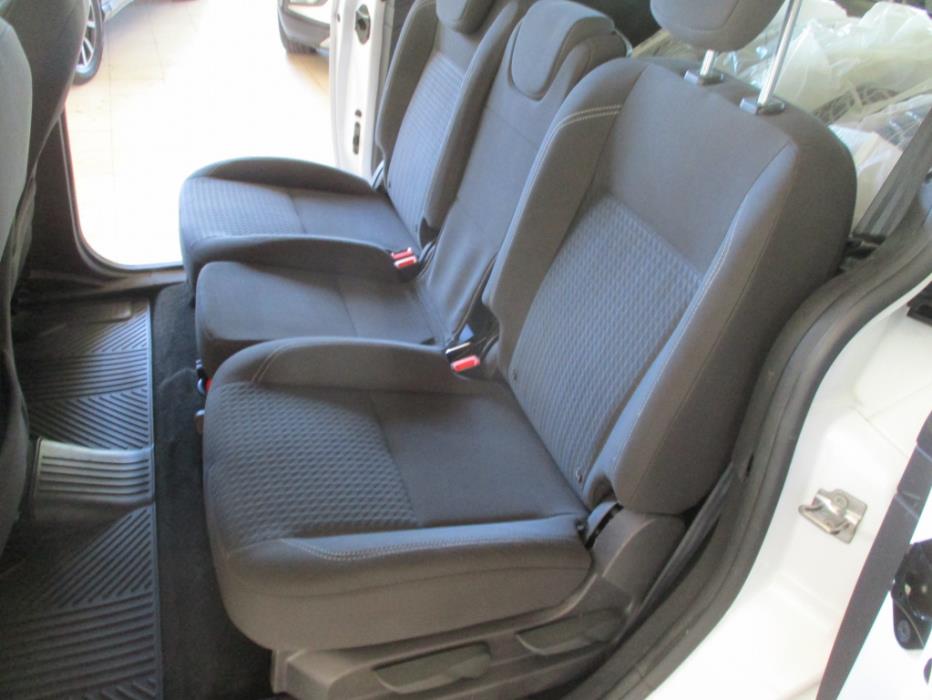 FORD Grand C-MAX 2016