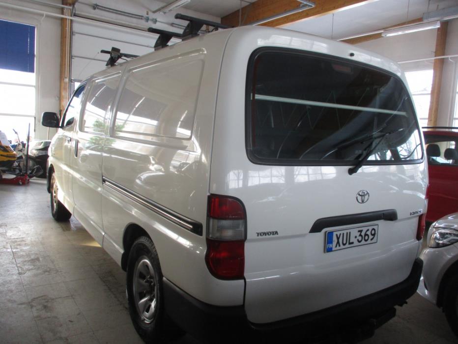 TOYOTA HIACE 2008