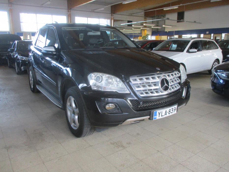 MERCEDES-BENZ ML 2010
