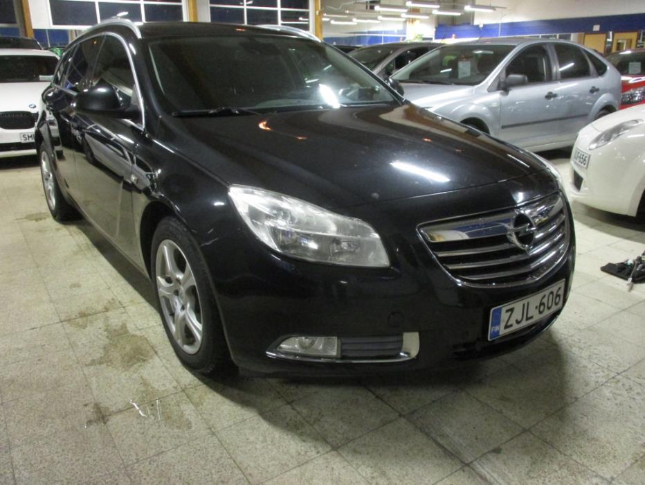 OPEL Insignia 2012
