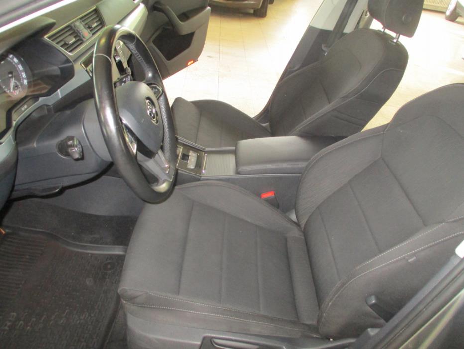 SKODA SUPERB 2016