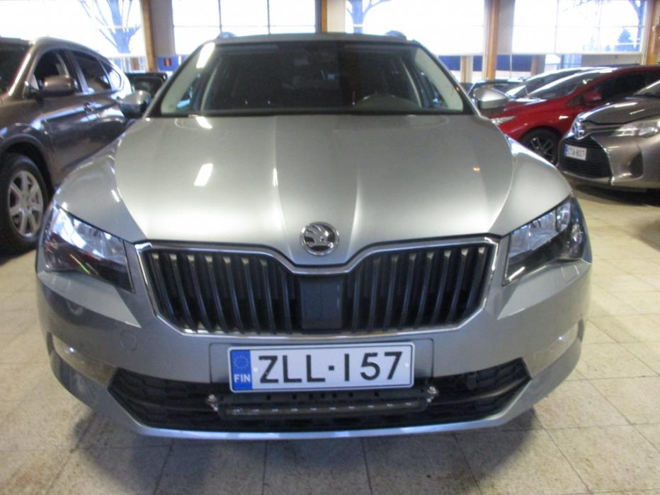 SKODA Superb 2017