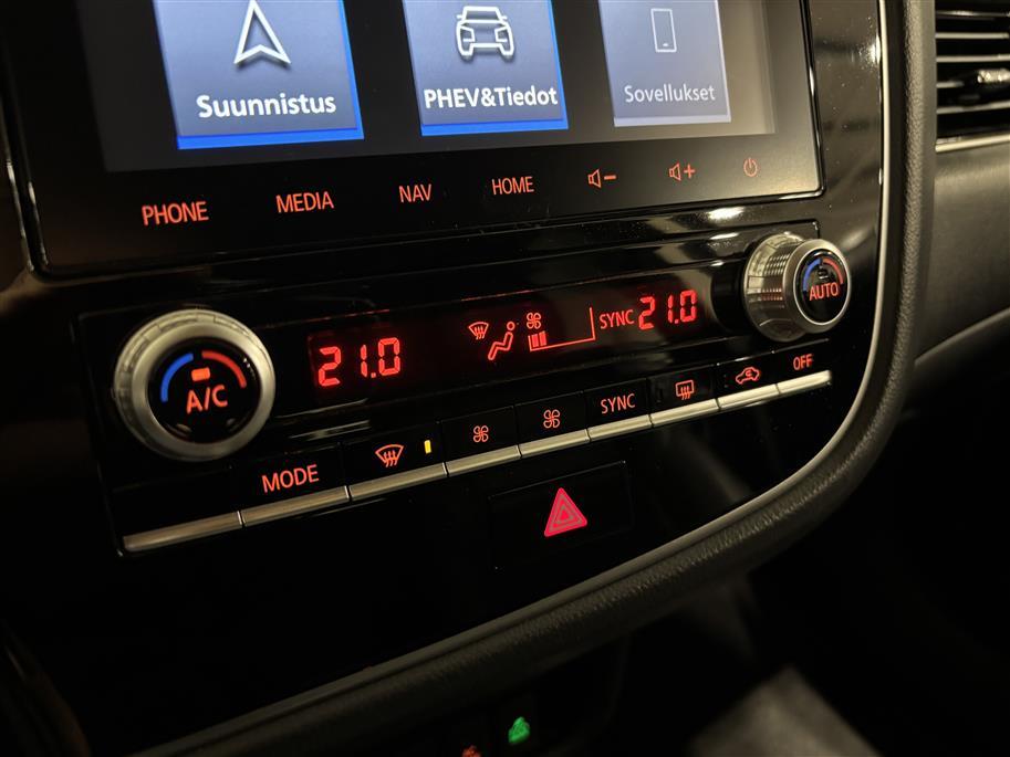 Mitsubishi Outlander PHEV 2020