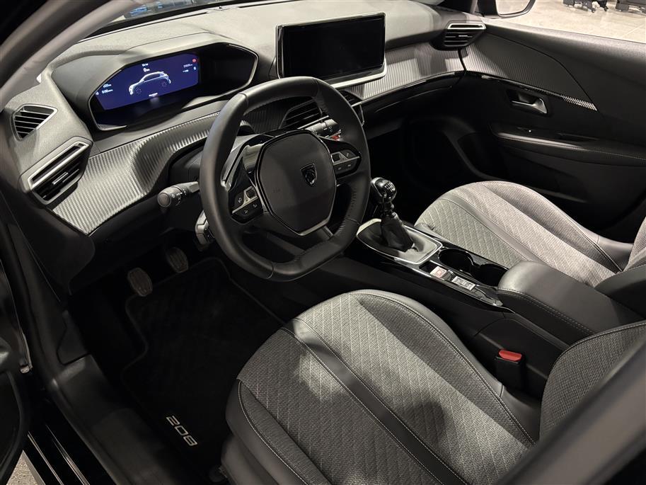 Peugeot 208 2024