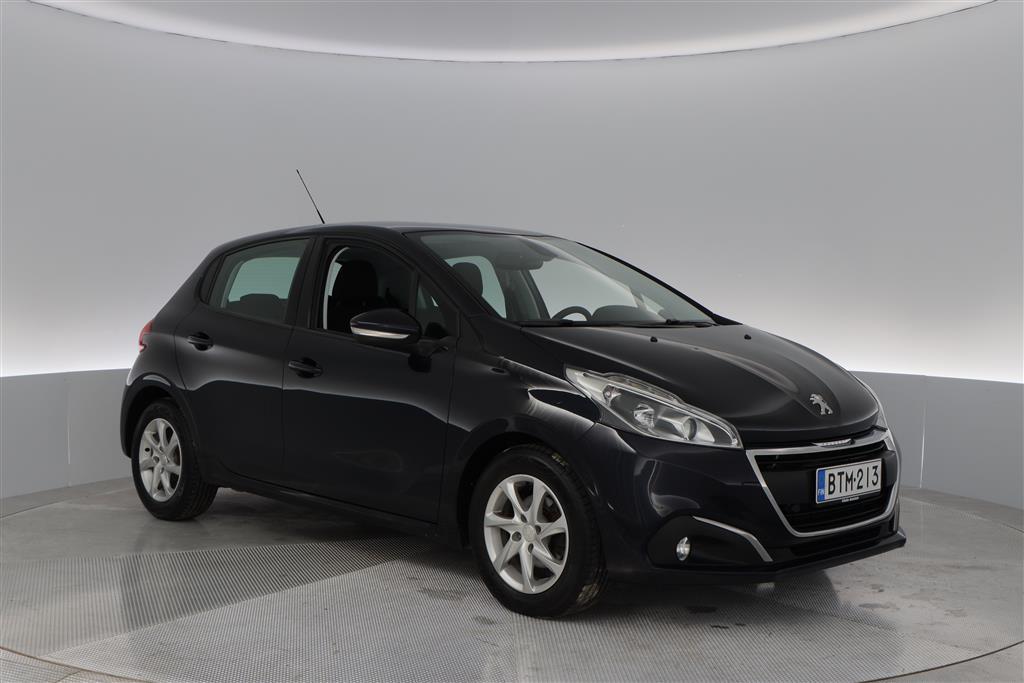 PEUGEOT 208 2015