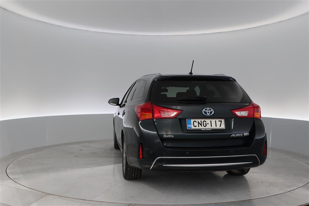 TOYOTA Auris 2015