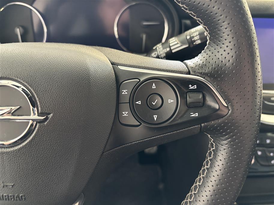 OPEL ASTRA 2021