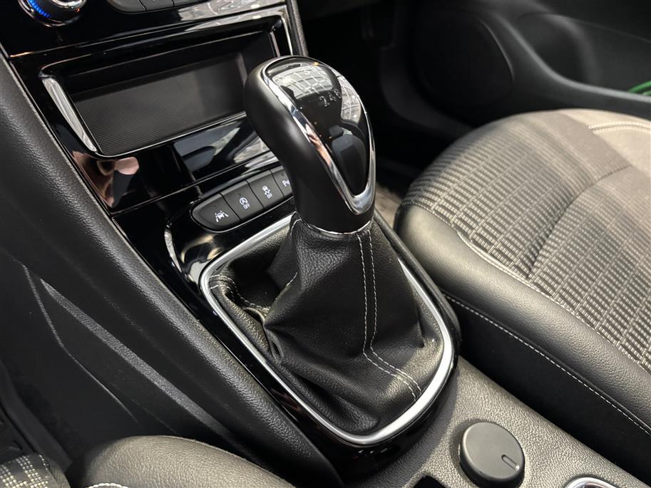 OPEL ASTRA 2021
