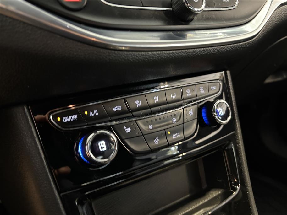 OPEL ASTRA 2021