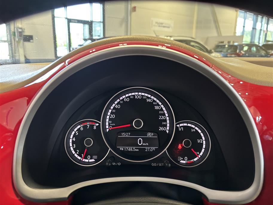 Volkswagen Beetle 2015
