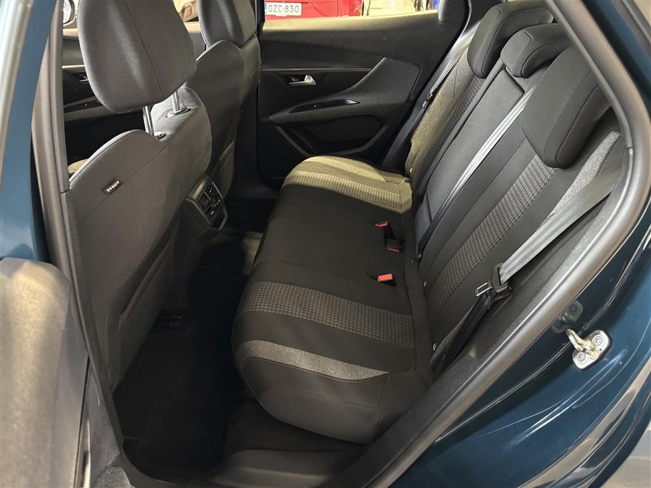 PEUGEOT 3008 2022