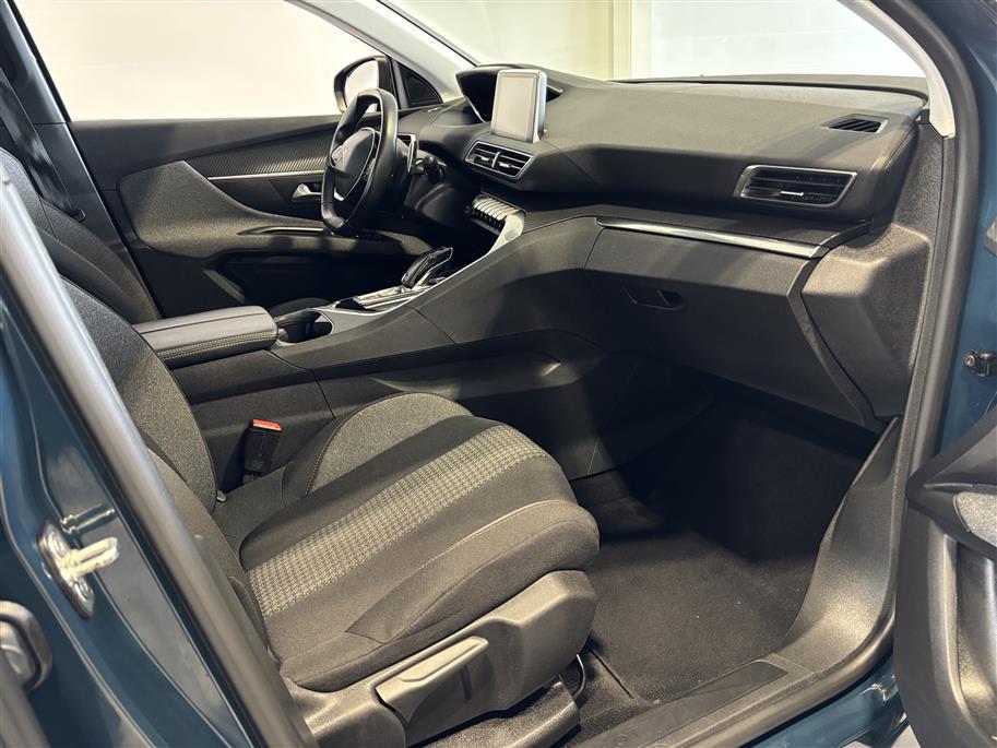PEUGEOT 3008 2022