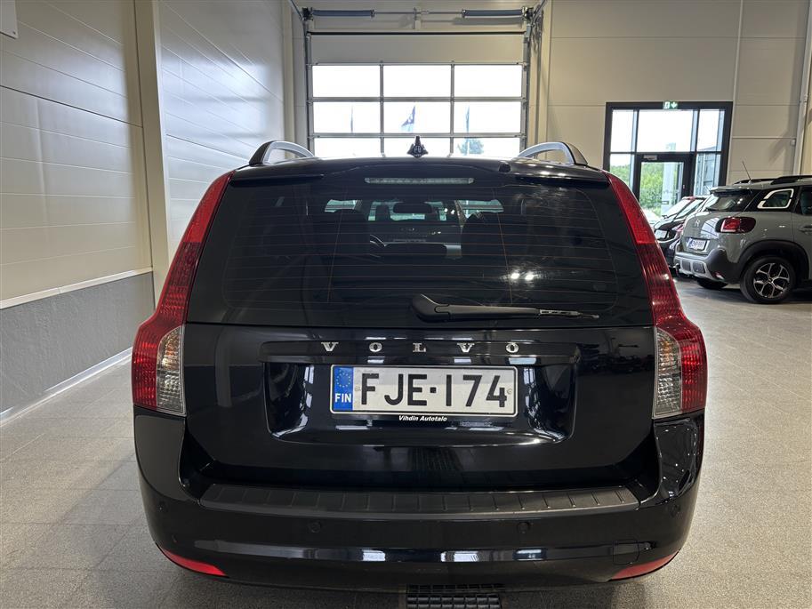 VOLVO V50 2009