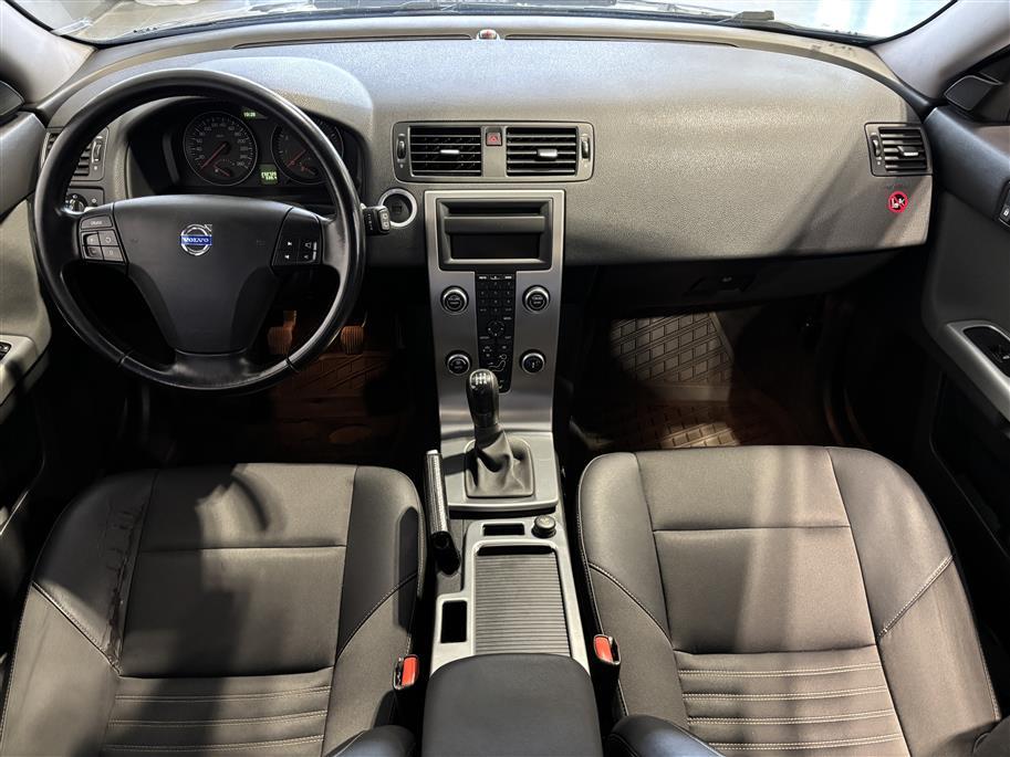 VOLVO V50 2009