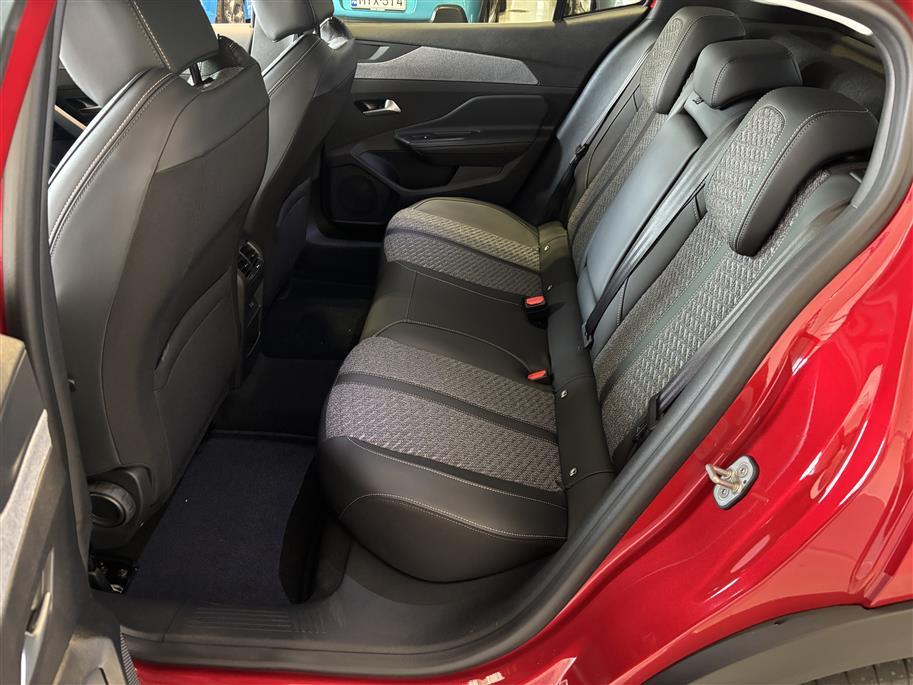Peugeot 408 2026