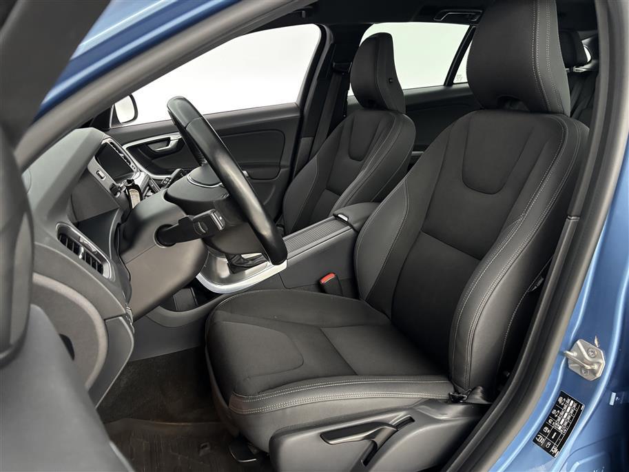 VOLVO V60 2014