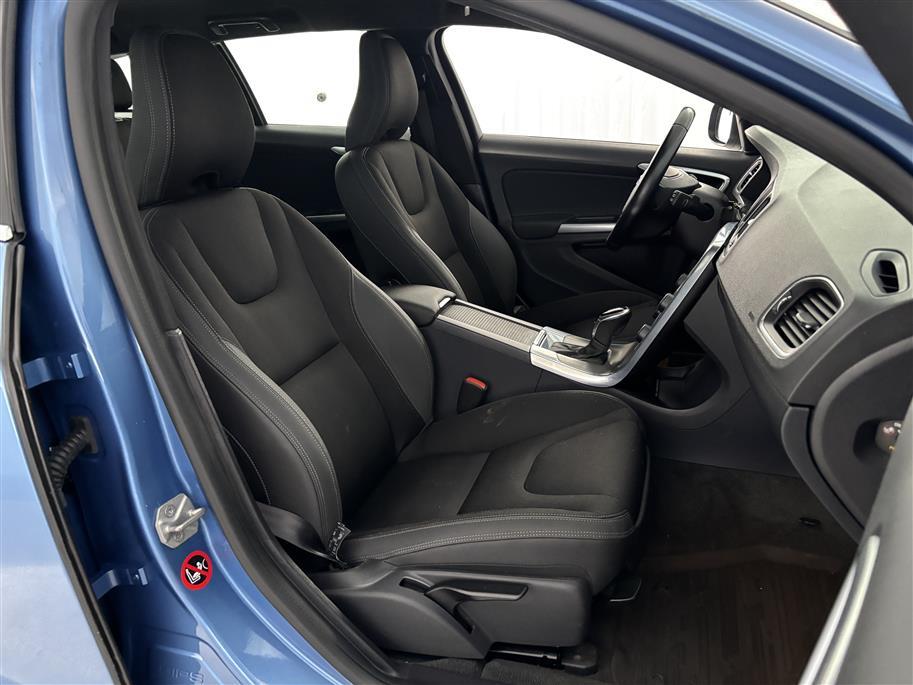 VOLVO V60 2014