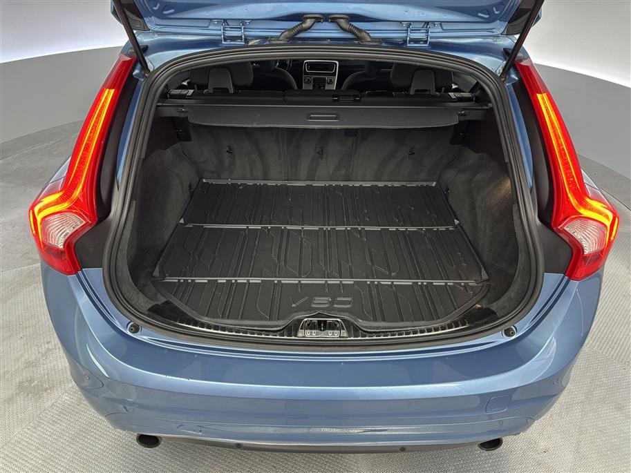 VOLVO V60 2014