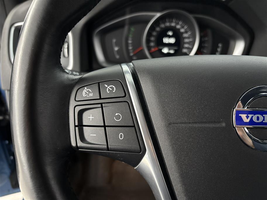 VOLVO V60 2014
