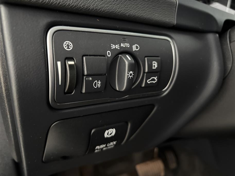 VOLVO V60 2014