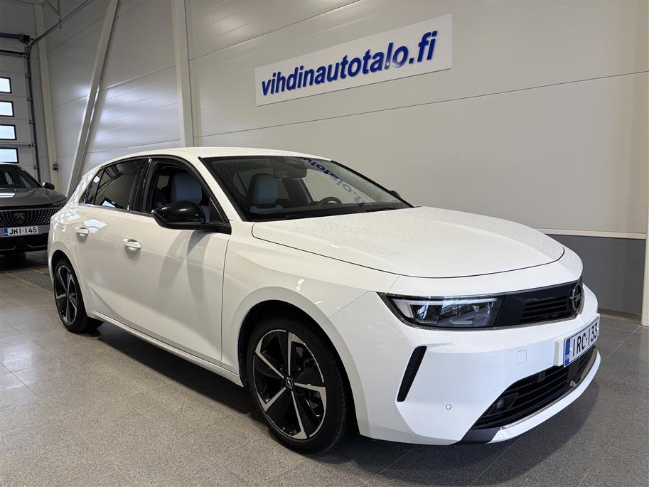 Opel Astra 2023