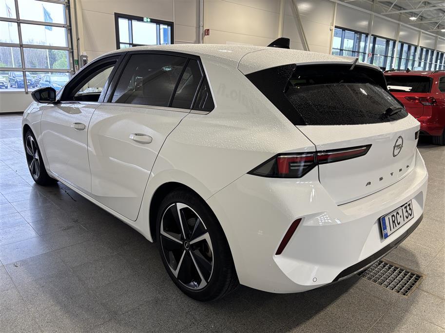 Opel Astra 2023