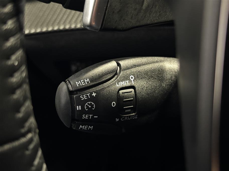 PEUGEOT 2008 2024